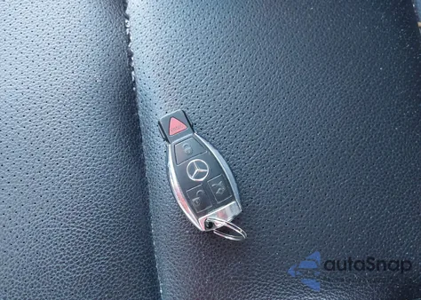 2015 Mercedes-Benz Glk 350 4Matic из США, поврежденный, VIN WDCGG8JBXFG381469